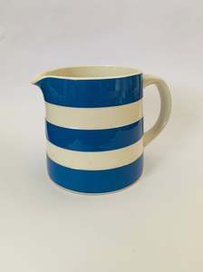 Decanter And Jugs: Large  Cornishware jug T. G Green