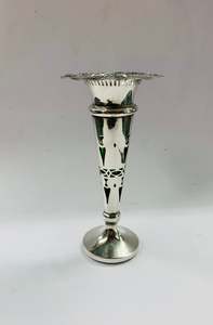 Vases: Art Nouveau silver plated vase with green glass liner