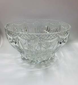Glass And Crystal: Large impressive Webb and Corbett crystal bowl
