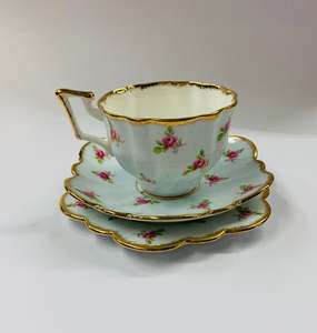 Cups And Saucers: Salisbury Roses trio