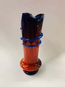 Art glass vase