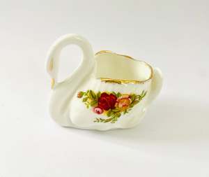 Royal Albert Old Country Roses Swan