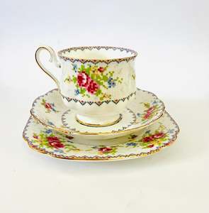 Royal Albert Trio 'Petit Point'