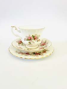 Cups And Saucers: Royal Albert Trio 'Lavender Rose'