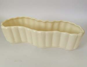Crown Lynn 106 White Trough Vase 1941-1964