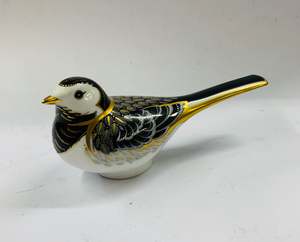 Figurines And Ornaments: Royal Crown Derby Pied Wagtail paperweight