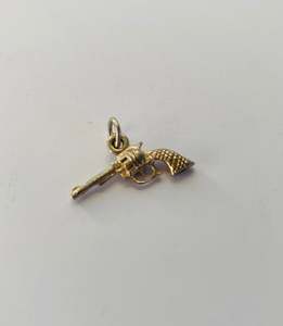 Jewellery: Sterling Silver Revolver Charm