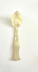 Cutlery 1: Mother of Pearl Spoon