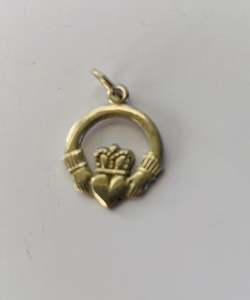 Silver Jewellery: Sterling Silver Claddagh Charm
