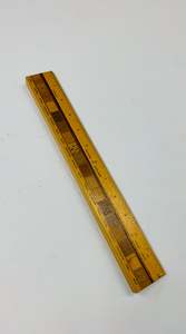 Kiwiana: NZ Sovereign wood ruler