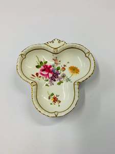 Plates And Platters: Royal Crown Derby posies clover shaped dish