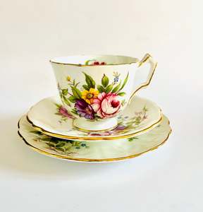 Plates And Platters: Aynsley number 2383 Trio