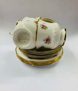Cups And Saucers: Set of 4 Elizabethan Roses trios