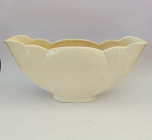 Pottery: Crown Lynn Hand potted vase