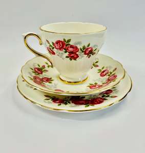 Sutherland Trio with Small Pink Roses