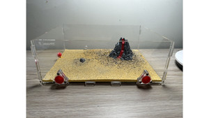 Large living area (350 x 240 x 105mm) =volcano - yellow