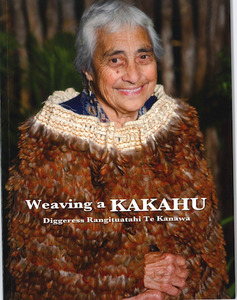 Weaving a Kakahu