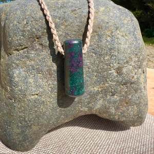 Goodletite Droplet Pendant