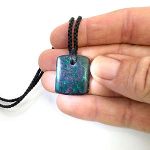 Goodletite Droplet Pendant