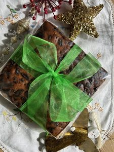 Products: Fruit Cake-Wrapped/Ribbon/Boxed (approx 1.4 kg)