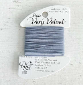 Petite Very Velvet Thread 687