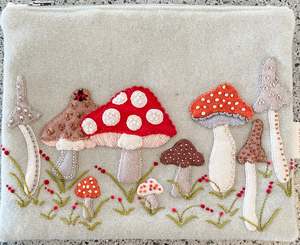 Apple Basket Patterns And Kits: Forest Floor Zippy Bag - Red Kit and pattern