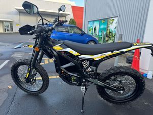 Surron Clearance Deals: Surron Ultra Bee R - Clearance