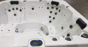 Products: mySpaCHOICE myObsession (5 person Spa)