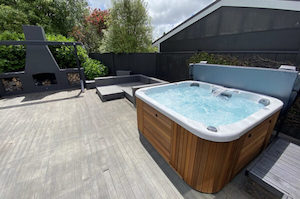 Products: MySpaLIFE myDelight Standard + 44 Jets (7 person Spa)