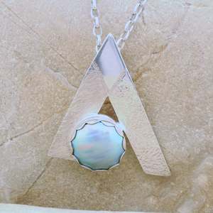 Bespoke Jewellery: Pearl Beach & Wave Necklace