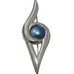 Compass Point Brooch