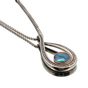 Two-Tone Paua Pearl Karaka Necklace