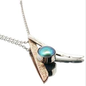 Insider Offers: Two-Tone Bar Necklace