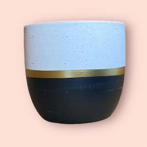 Pots and Baskets: Midnight Elegance Pot 12cm