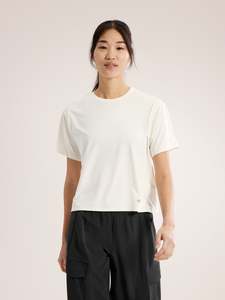 Taema Crop Logo T-Shirt Women's