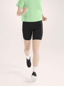 Essent High-Rise Utility Short 8" Women's