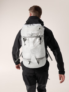 Accessories: Alpha SL 30 Backpack