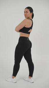 Leggings: Essentials Leggings w/ Pockets - Onyx
