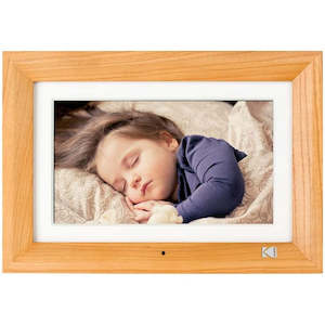 Digital Photo Frames: Kodak RDPF-700W 7" Digital Photo Frame (Colour Options)