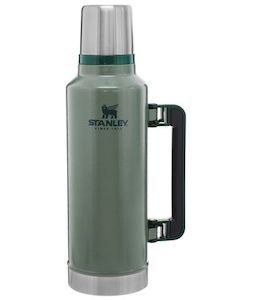Stanley Flasks: STANLEY CLASSIC 1.9 Litre Vacuum Flask