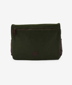 Luggage: Swanndri Hereford Wool Messenger Bag