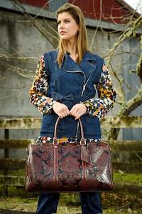 Accessories: Get That Bag Chocolate