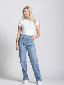 Vionne Z Daiva Wash Jean