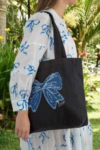 The Bold & The Bowtiful Bag Black