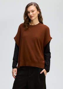 Sleeveless Crew Chestnut