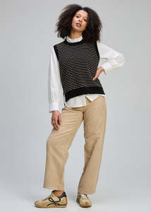 Zaket Plover: Textured Tank Black