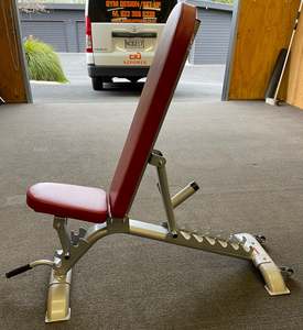 Benches: NZ POWER Adjustable Weight Bench -HX005