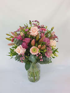 Birthday Flowers: Pretty Pink Bouquet