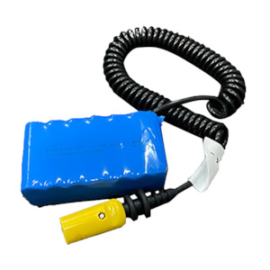 I-SCRUB 21B Battery 14.4V 6.6AH Lion & Battery Case