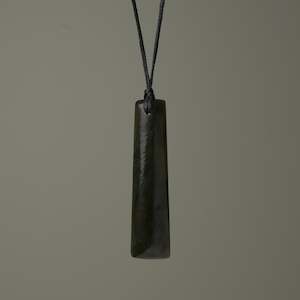 Toki – Pounamu Medium Pendant